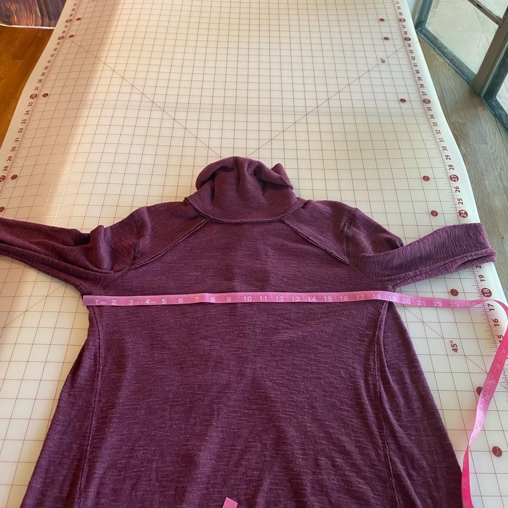 Free People size XS purple turtle neck boho long sleeve blouse sweater